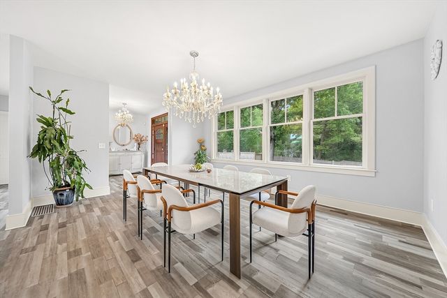 179 Oakland St, Wellesley, MA 02481