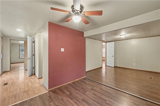 10982 Tony Mountain Road, Fayetteville, AR 72701