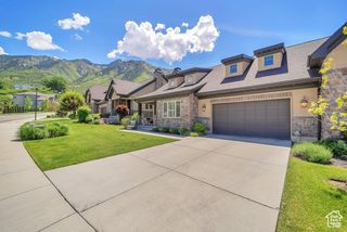 10912 S HIDDENWOOD DR, Sandy, UT 84092