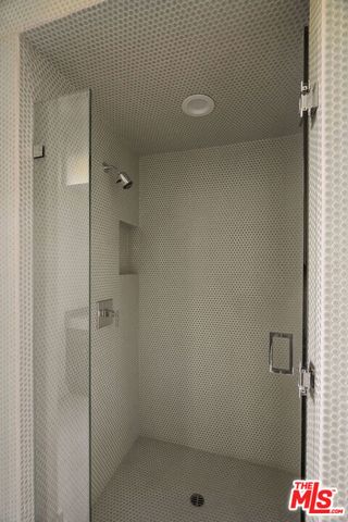 9314 Lloydcrest Drive, Beverly Hills, CA 90210