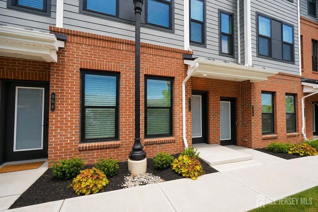 605 parker Boulevard, West Windsor, NJ 08550