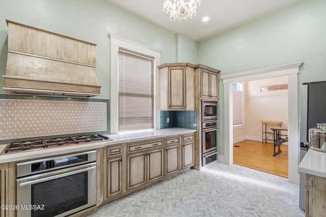 126 N 1st Avenue, Tucson, AZ 85719