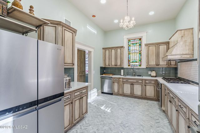 126 N 1st Avenue, Tucson, AZ 85719