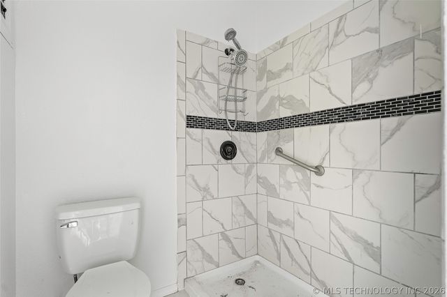 7740 Swayback, Sulphur, OK 73086