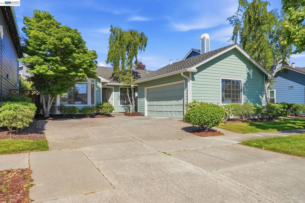 29 Captains Dr, Alameda, CA 94502