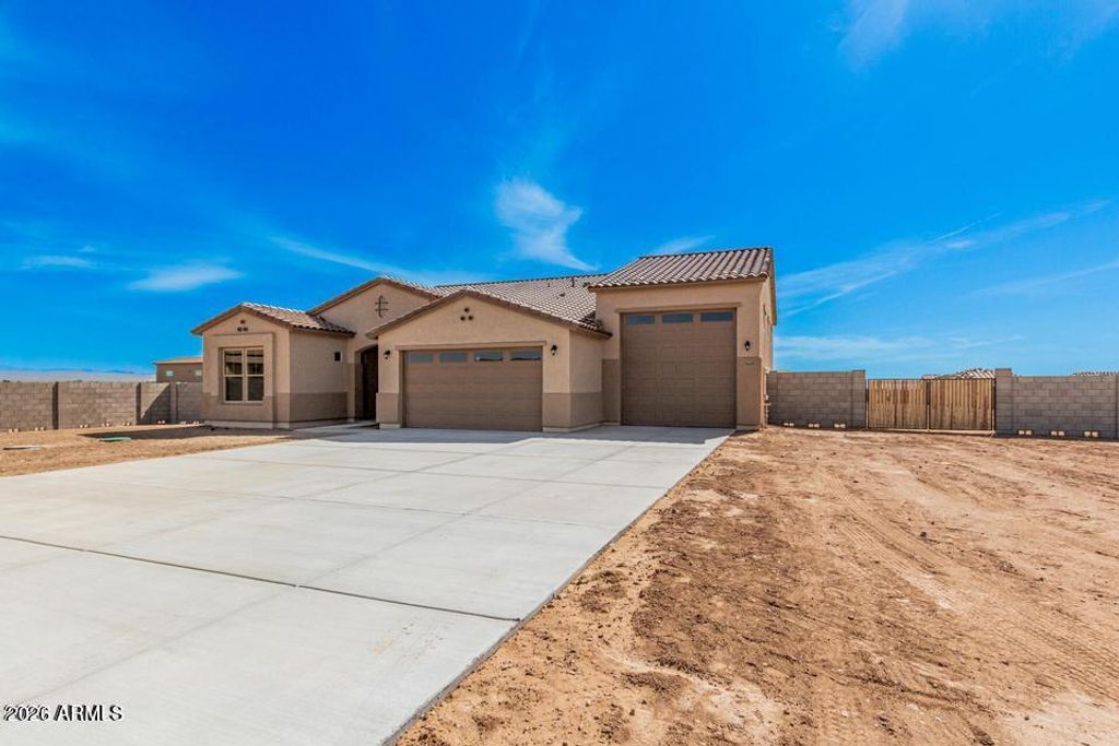 24335 W DUANE Lane, Wittmann, AZ 85361 — photo 5