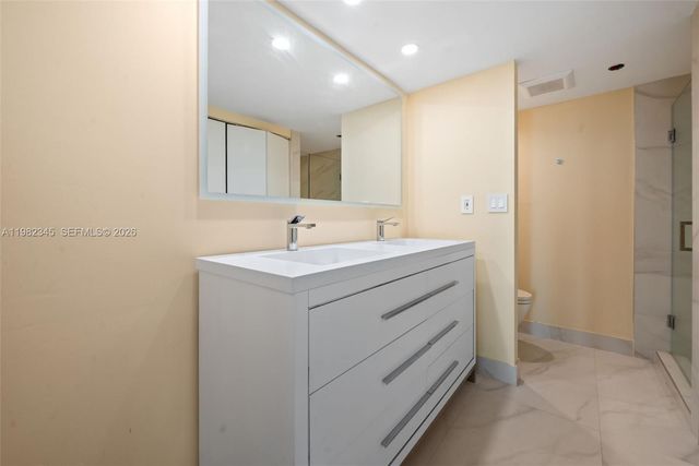 19667 Turnberry Way 4H, Aventura, FL 33180