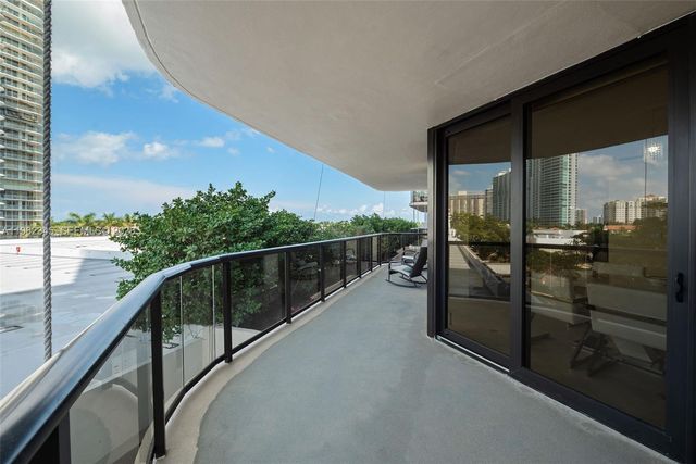 19667 Turnberry Way 4H, Aventura, FL 33180