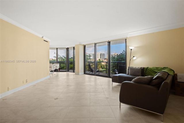 19667 Turnberry Way 4H, Aventura, FL 33180