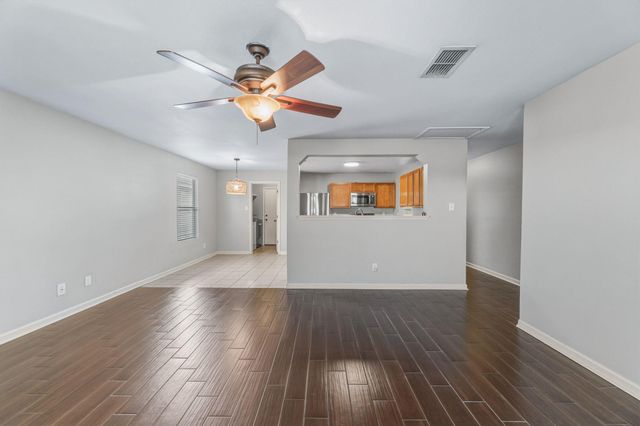 24707 Magnolia FLS, San Antonio, TX 78261