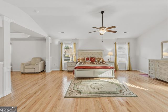 684 Lakehaven Lane, Loganville, GA 30052