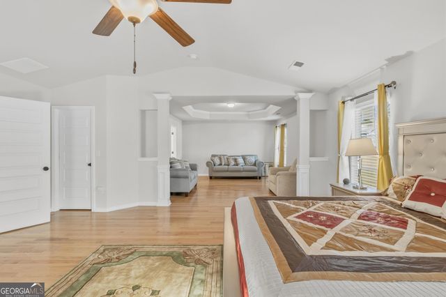684 Lakehaven Lane, Loganville, GA 30052