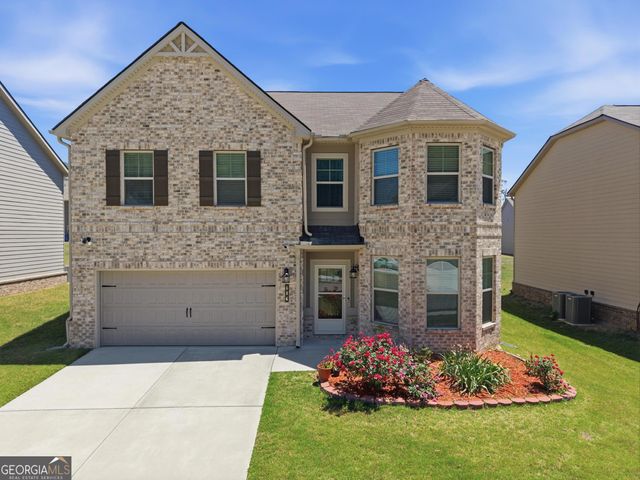 684 Lakehaven Lane, Loganville, GA 30052