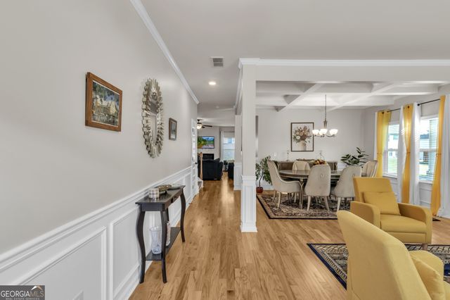 684 Lakehaven Lane, Loganville, GA 30052