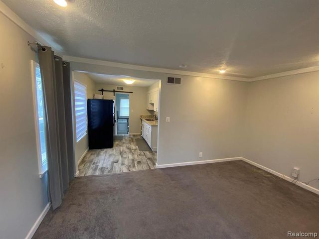1800 Browning Street, Ferndale, MI 48220