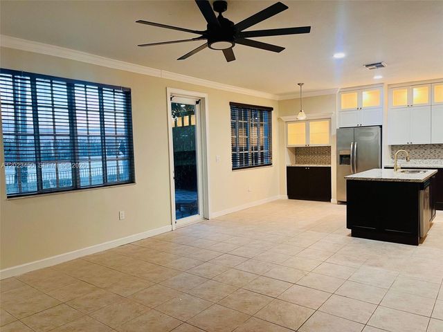 27448 SW 143rd Ct, Homestead, FL 33032