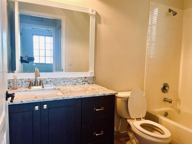 27448 SW 143rd Ct, Homestead, FL 33032