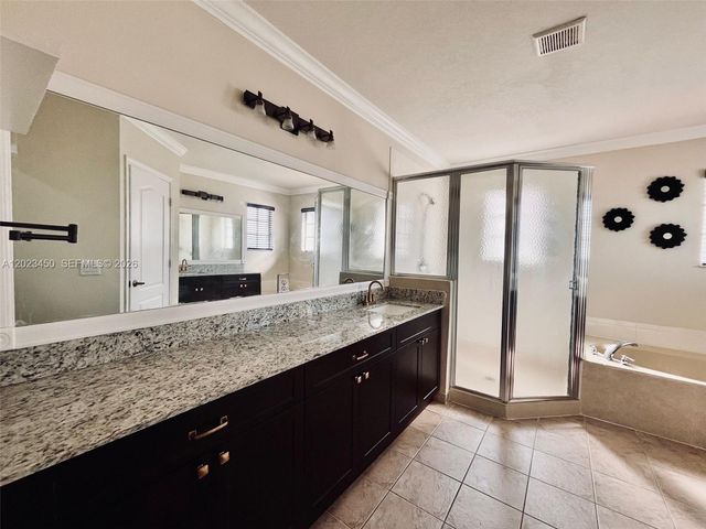 27448 SW 143rd Ct, Homestead, FL 33032