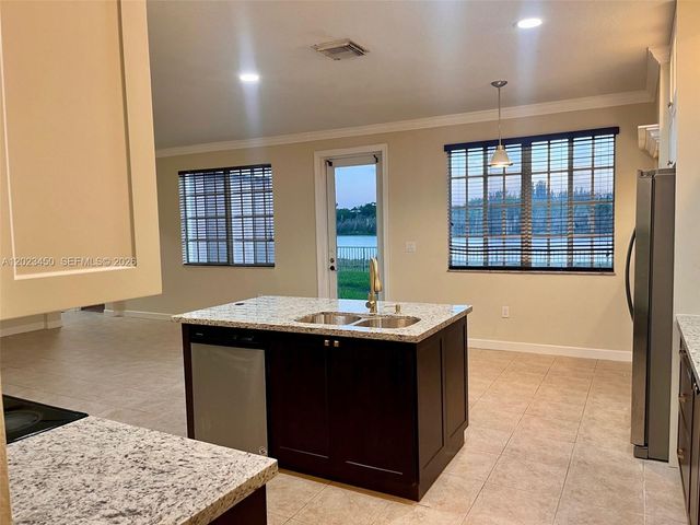 27448 SW 143rd Ct, Homestead, FL 33032