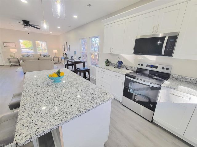 904 Back Creek RD, Seaford, VA 23696