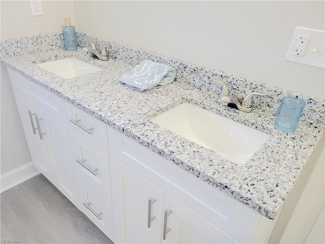 904 Back Creek RD, Seaford, VA 23696