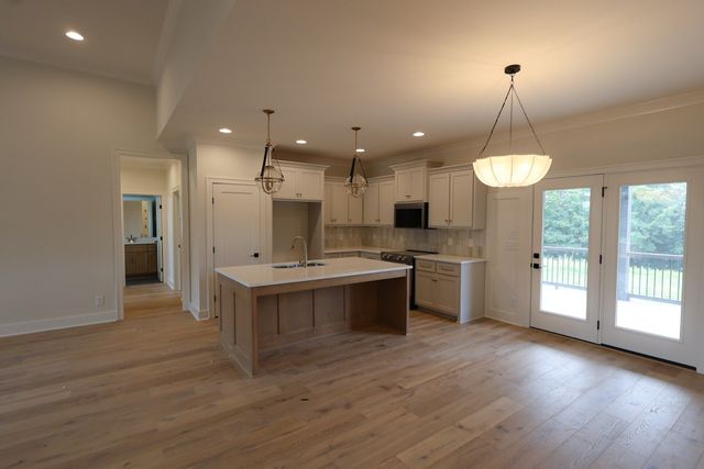 4930 Beasleys Bend Rd, Lebanon, TN 37087
