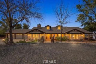 9722 Hierba, Agua Dulce, CA 91390
