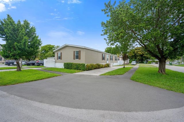 21830 NW 2nd Court, Pembroke Pines, FL 33029