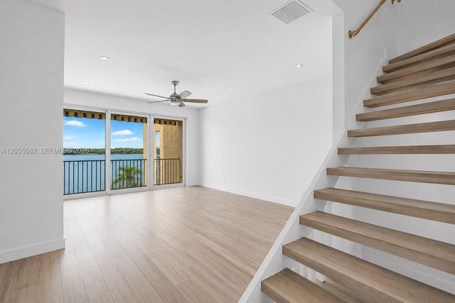 4234 N Ocean Drive, Hollywood, FL 33019