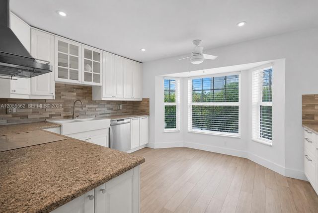 4234 N Ocean Drive, Hollywood, FL 33019