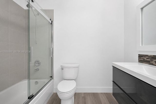 4234 N Ocean Drive, Hollywood, FL 33019