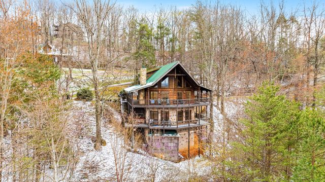 2470 Black Bear Ridge Way, Sevierville, TN 37862