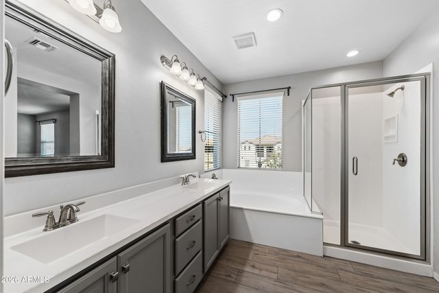 3909 E PERKINSVILLE Street, Gilbert, AZ 85295