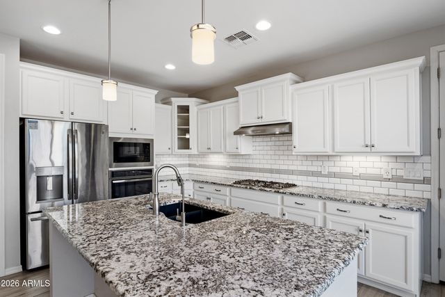 3909 E PERKINSVILLE Street, Gilbert, AZ 85295