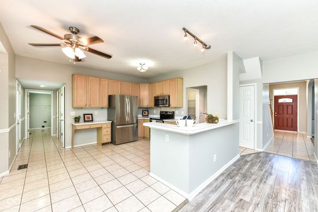 7942 Red Sunset Way, Avon, IN 46123