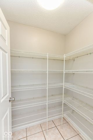 7942 Red Sunset Way, Avon, IN 46123