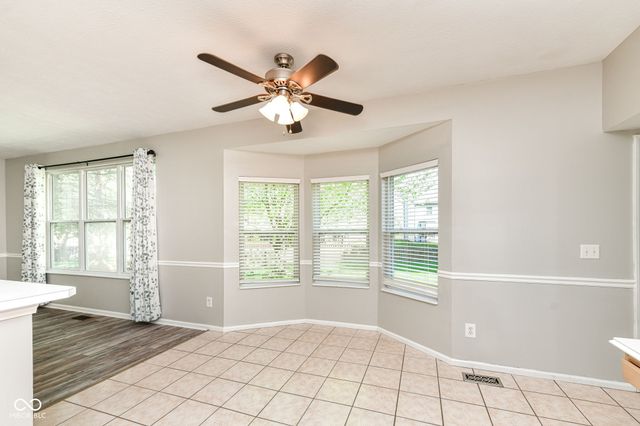 7942 Red Sunset Way, Avon, IN 46123