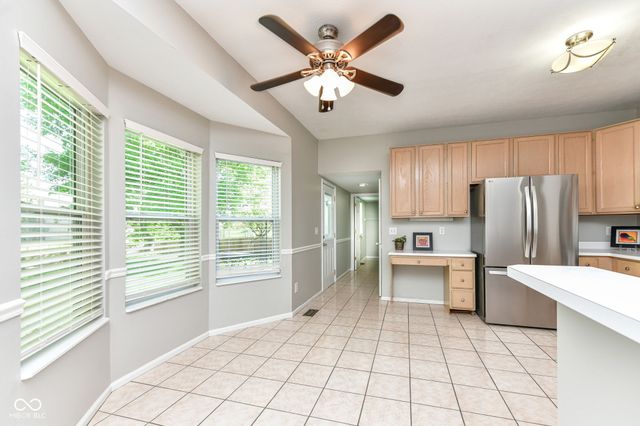 7942 Red Sunset Way, Avon, IN 46123