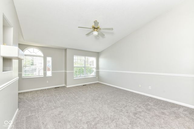 7942 Red Sunset Way, Avon, IN 46123