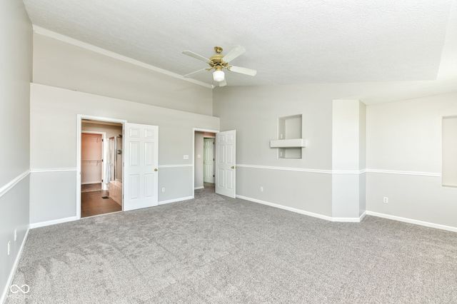 7942 Red Sunset Way, Avon, IN 46123