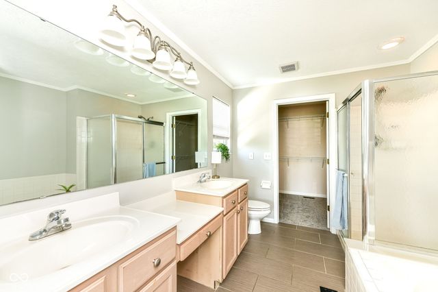 7942 Red Sunset Way, Avon, IN 46123