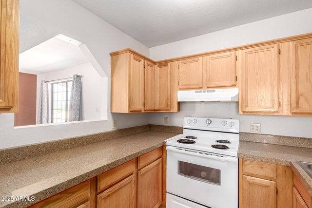 44446 N 14TH Street, New River, AZ 85087