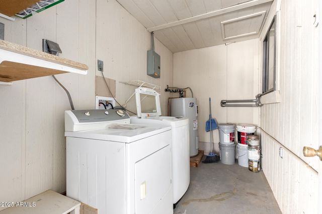 44446 N 14TH Street, New River, AZ 85087