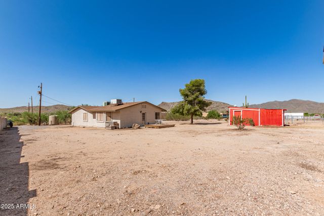 44446 N 14TH Street, New River, AZ 85087