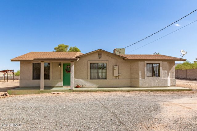 44446 N 14TH Street, New River, AZ 85087