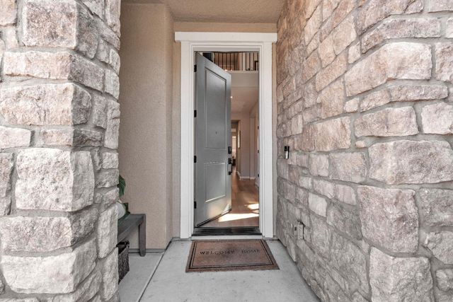 4623 Flagstaff Dr, Folsom, CA 95630