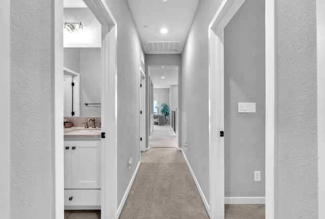 4623 Flagstaff Dr, Folsom, CA 95630