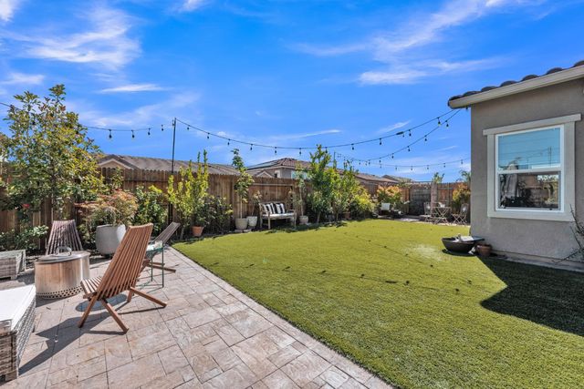 4623 Flagstaff Dr, Folsom, CA 95630