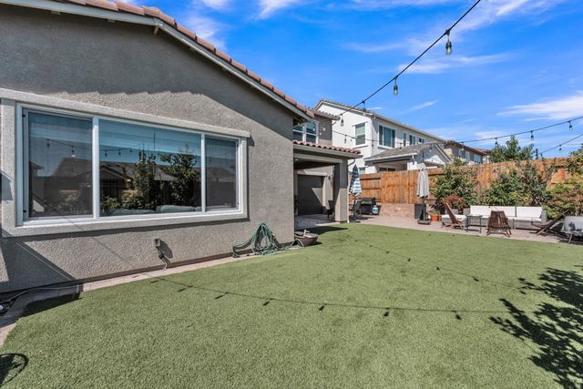 4623 Flagstaff Dr, Folsom, CA 95630
