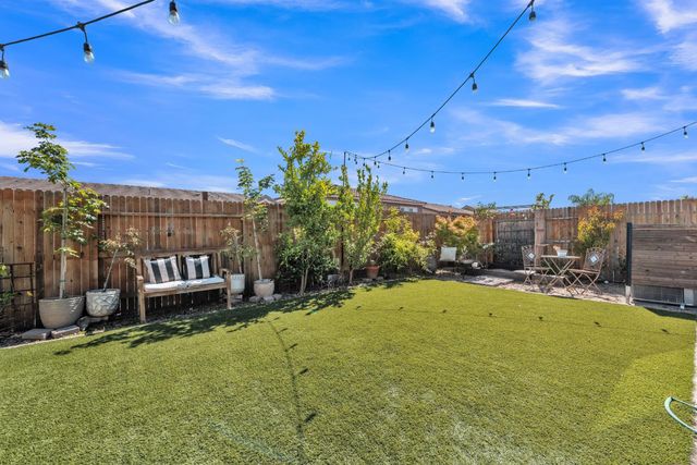 4623 Flagstaff Dr, Folsom, CA 95630